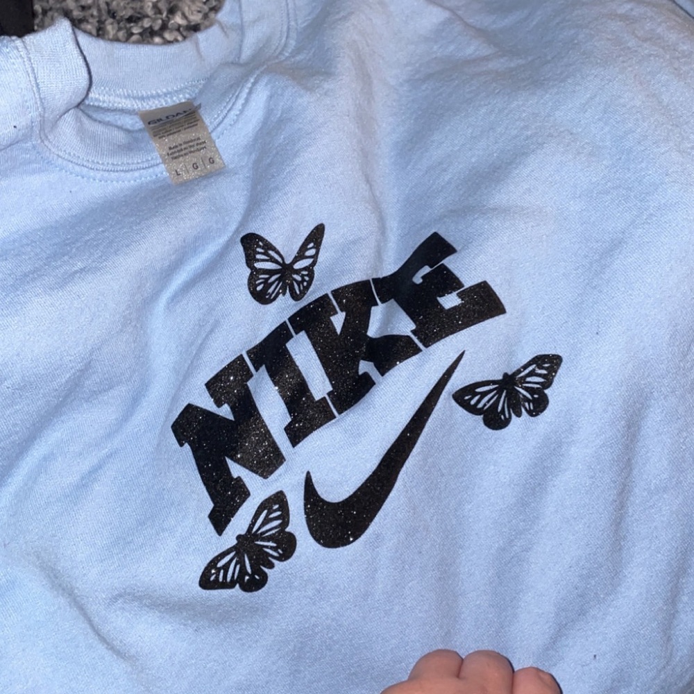 Nike sweatshirt